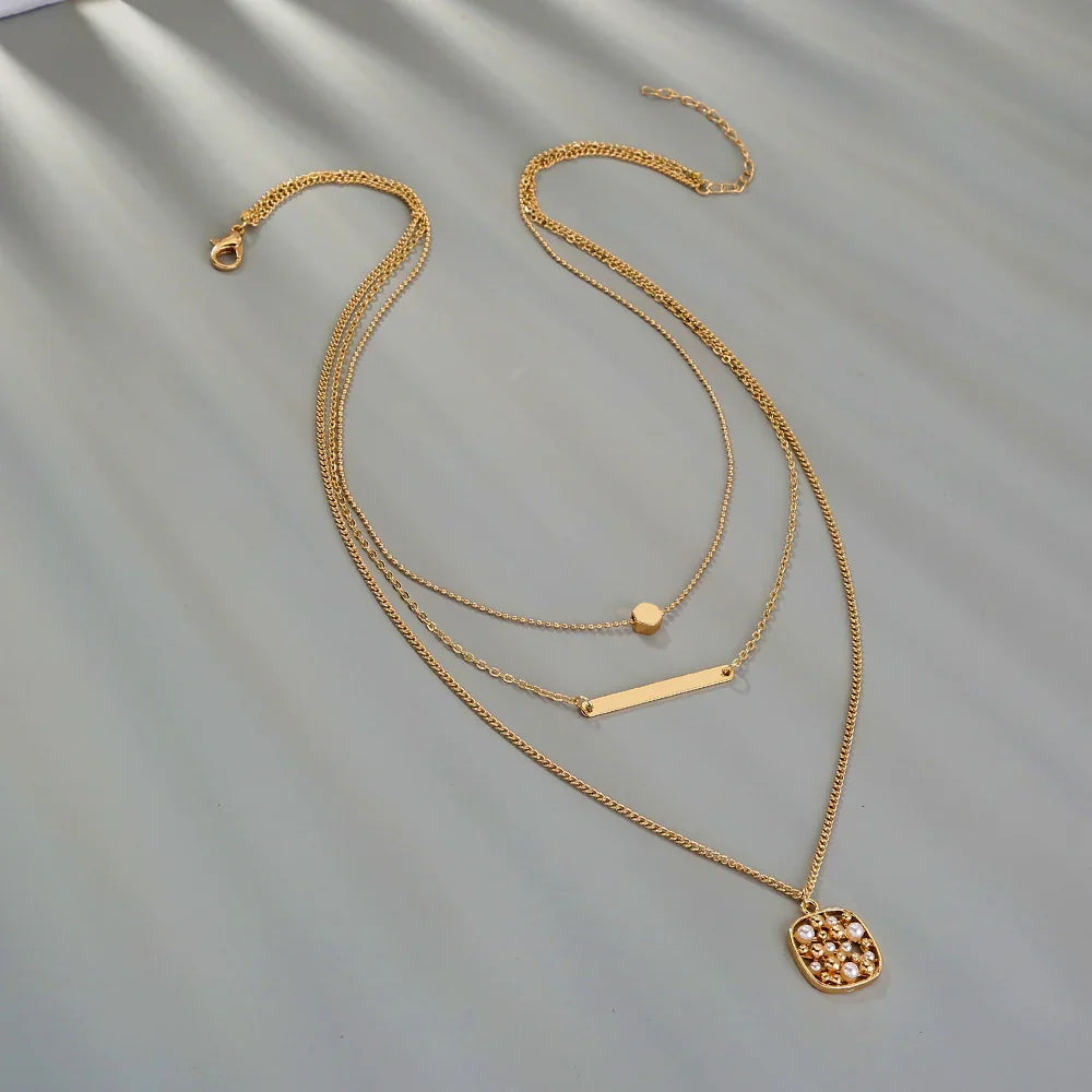 Fashion multi-layer gold necklace personality multi-layer Geometric Pineapple Pendant Jewelry woman